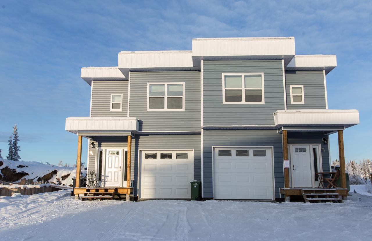 Aurora Deluxe Guest House Yellowknife Exterior foto