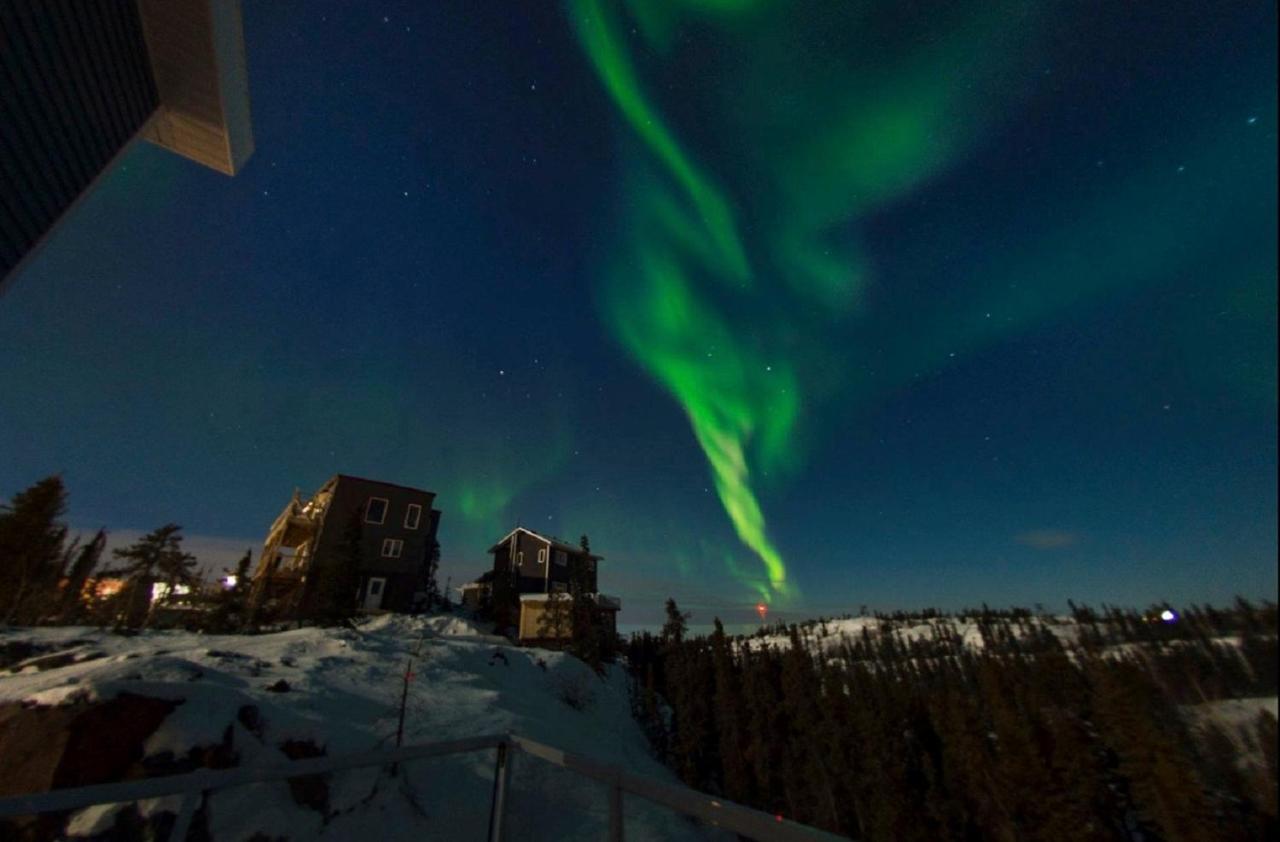Aurora Deluxe Guest House Yellowknife Exterior foto